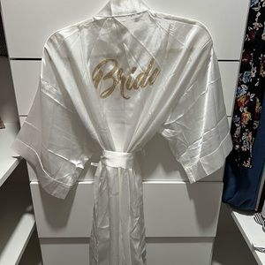 Bride robe